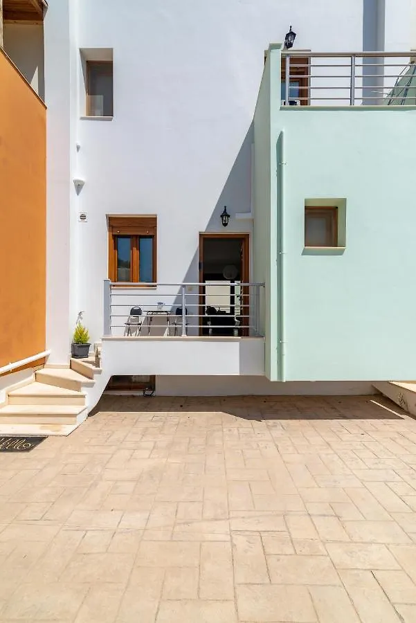 Trinity Seaside Family Maisonette Goúrnes 0*,  Grecia