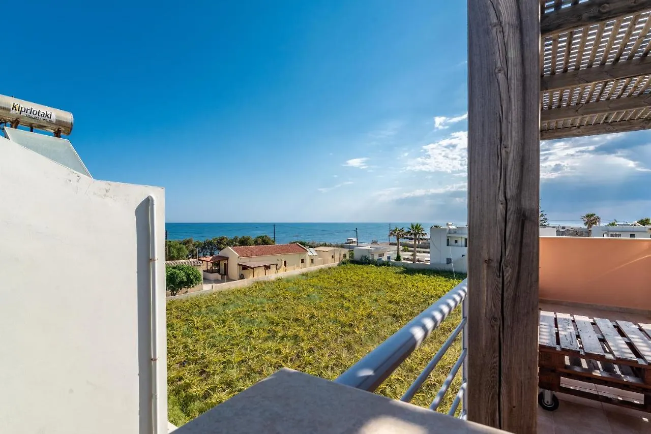 Trinity Seaside Family Maisonette Goúrnes